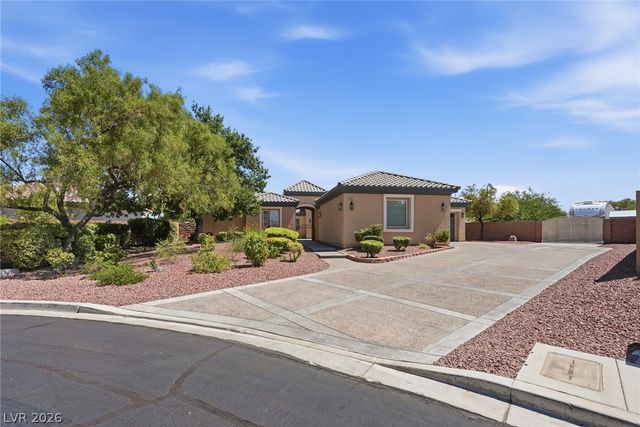 6883 May Basket Avenue, Las Vegas, NV 89131