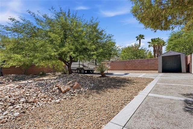 6883 May Basket Avenue, Las Vegas, NV 89131