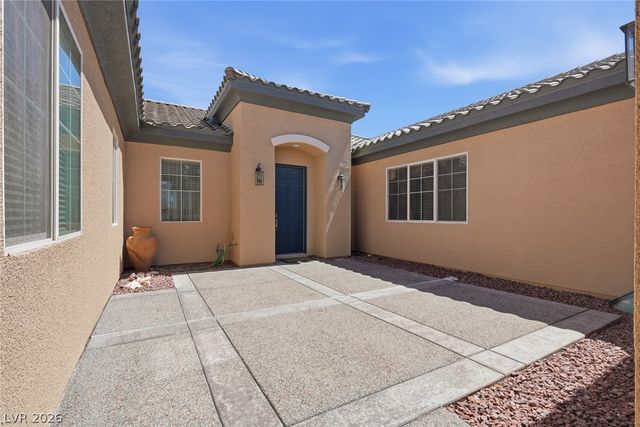 6883 May Basket Avenue, Las Vegas, NV 89131