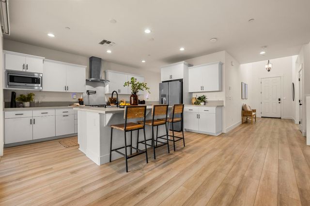 12838 Tower Beach Way, Rancho Cordova, CA 95742