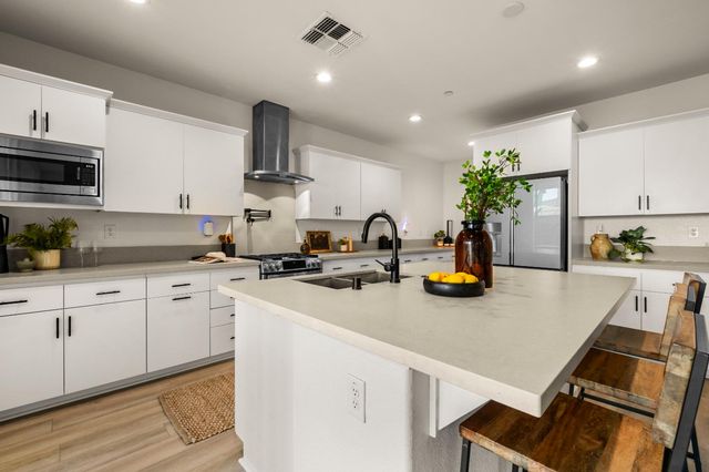 12838 Tower Beach Way, Rancho Cordova, CA 95742