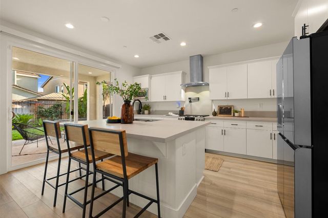 12838 Tower Beach Way, Rancho Cordova, CA 95742