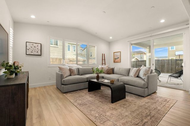 12838 Tower Beach Way, Rancho Cordova, CA 95742