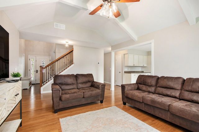 2342 Anna Street, Schererville, IN 46375