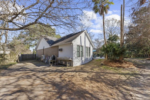 902 Travers Drive, Charleston, SC 29412