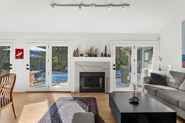 902 Travers Drive, Charleston, SC 29412