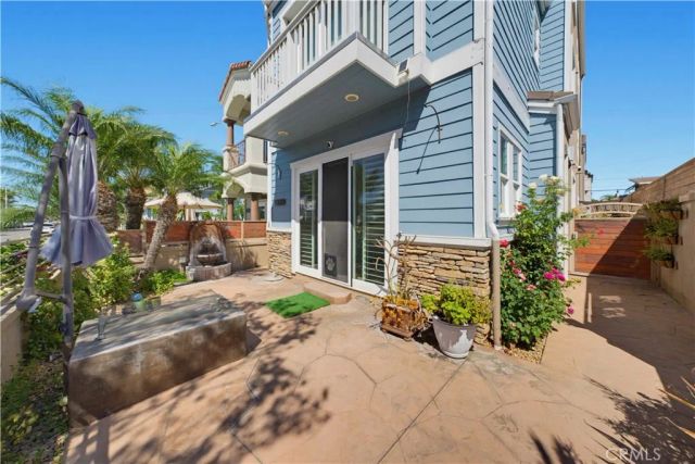 1020 California, Huntington Beach, CA 92648