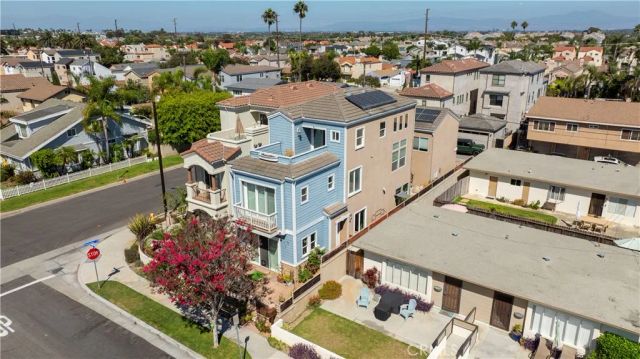 1020 California, Huntington Beach, CA 92648