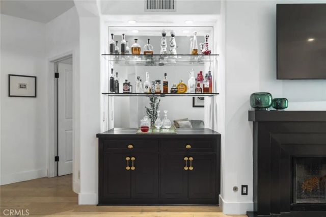 11740 W Sunset Boulevard 14, Los Angeles, CA 90049