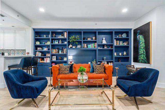 11740 W Sunset Boulevard 14, Los Angeles, CA 90049