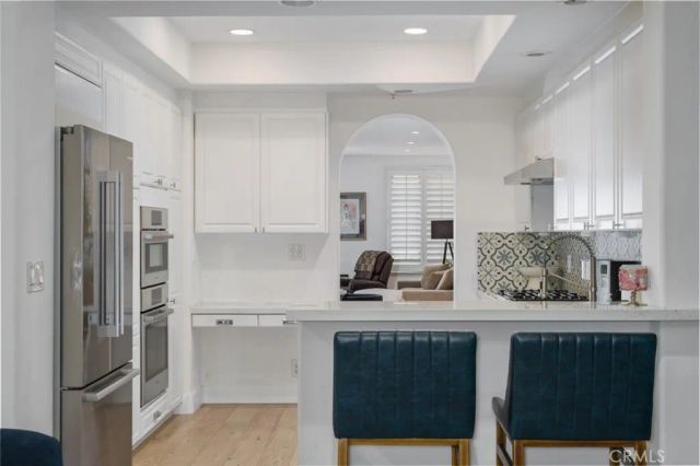 11740 W Sunset Boulevard 14, Los Angeles, CA 90049