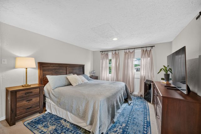 505 18th Street, West Des Moines, IA 50265