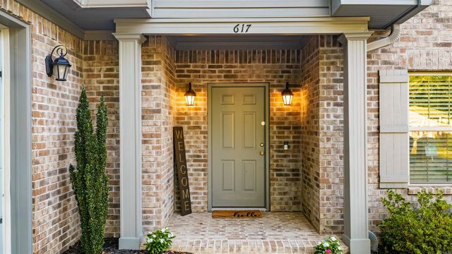 617 Edgemoor Terrace, Benton, AR 72015