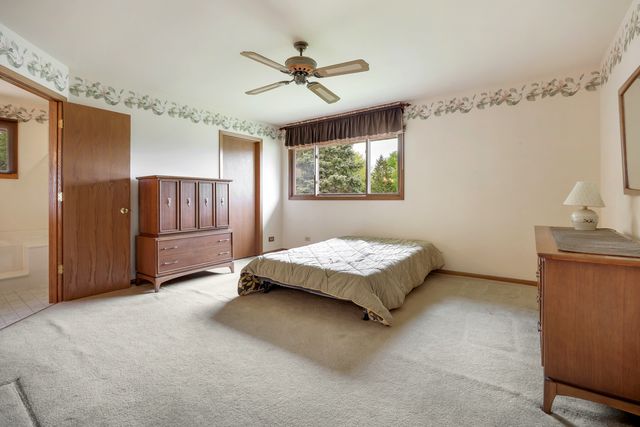 1281 TRACIE Drive, Lake Zurich, IL 60047