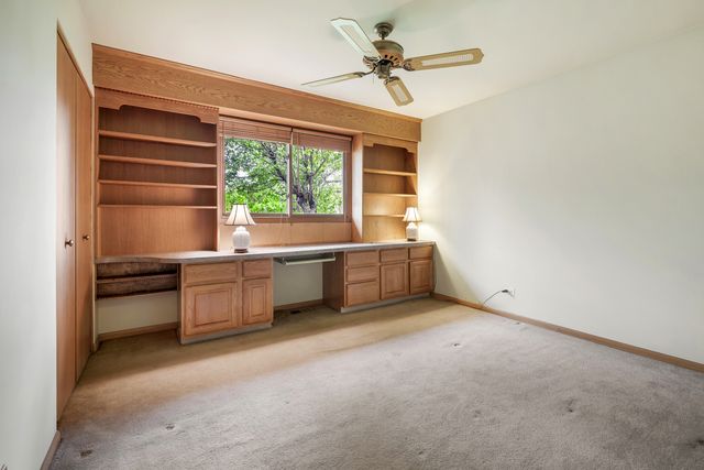 1281 TRACIE Drive, Lake Zurich, IL 60047