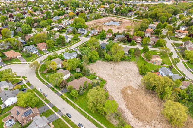 1281 TRACIE Drive, Lake Zurich, IL 60047