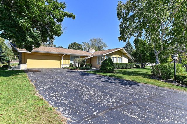 14910 Pomona ROAD, Brookfield, WI 53005