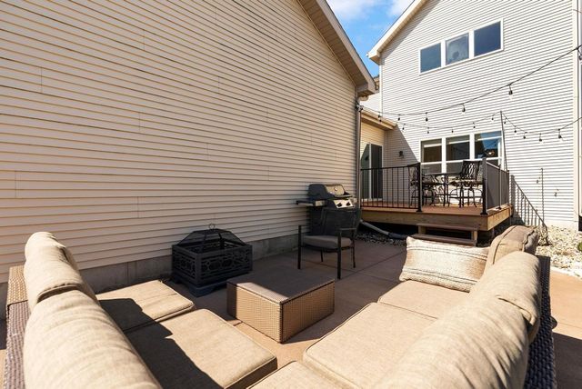 529 Pine Lawn Parkway, Verona, WI 53593