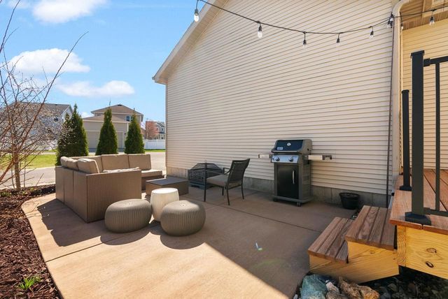 529 Pine Lawn Parkway, Verona, WI 53593
