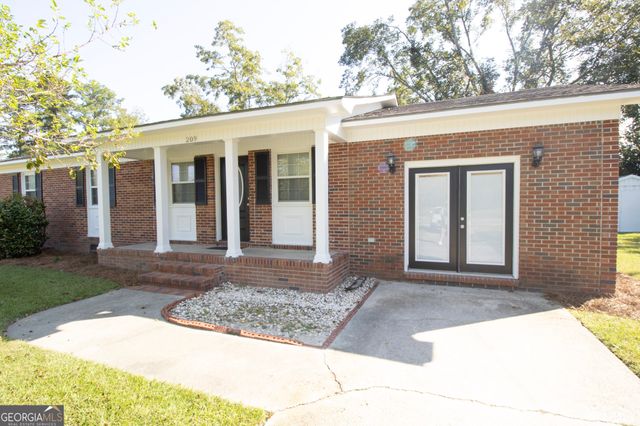 209 Elm Street, Brooklet, GA 30415