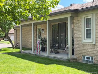 49459 Tarrytown Court, Shelby Charter Township, MI 48315