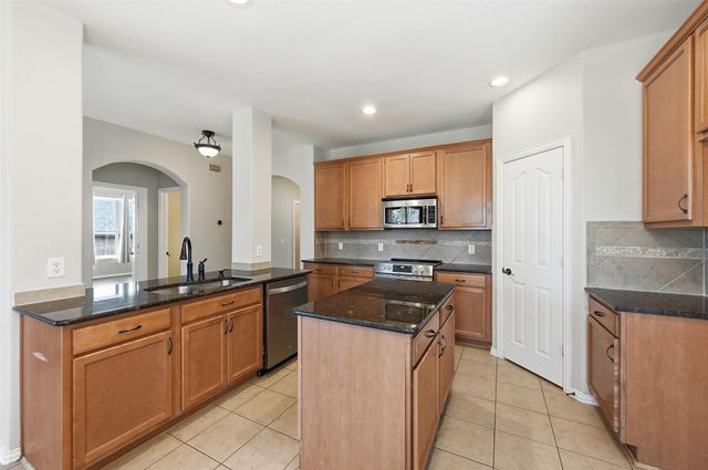 3817 Regent Street, Midlothian, TX 76065