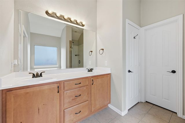 3817 Regent Street, Midlothian, TX 76065