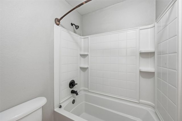 3817 Regent Street, Midlothian, TX 76065