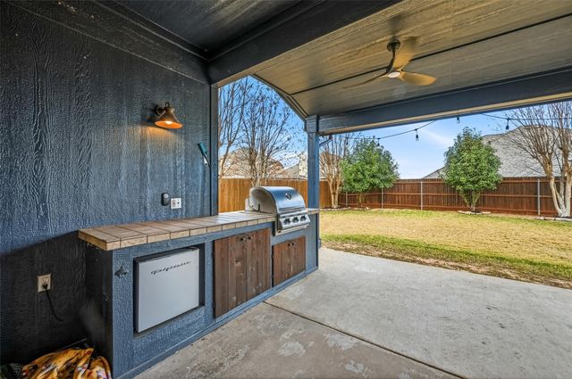 3817 Regent Street, Midlothian, TX 76065