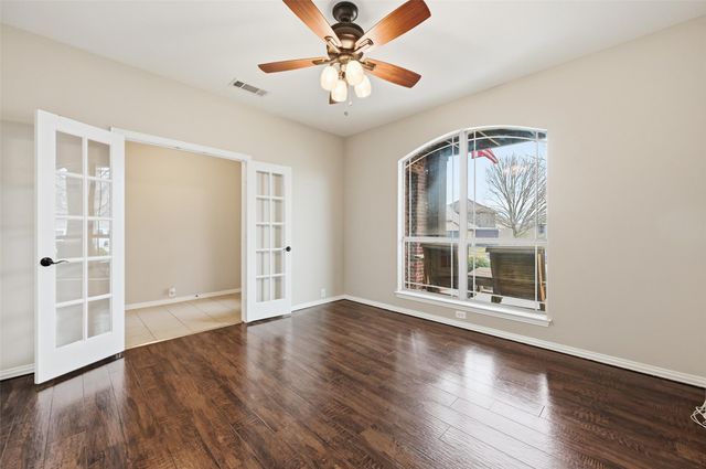 3817 Regent Street, Midlothian, TX 76065