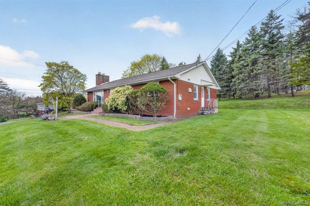 74 Hudson Terrace, Marlboro, NY 12542