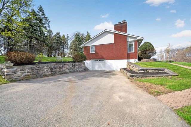 74 Hudson Terrace, Marlboro, NY 12542