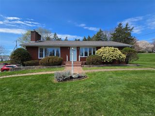 74 Hudson Terrace, Marlboro, NY 12542