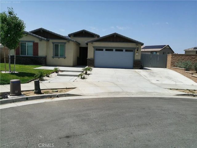 760 Torrey Court, Perris, CA 92571