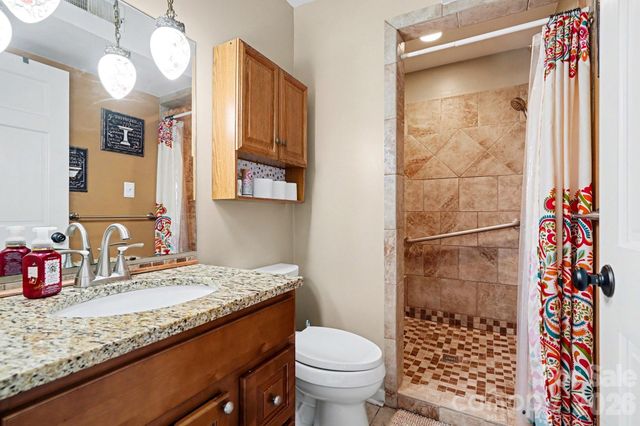 3361 47th Avenue Place NE 76, Hickory, NC 28601