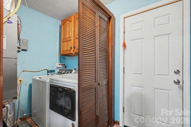 3361 47th Avenue Place NE 76, Hickory, NC 28601