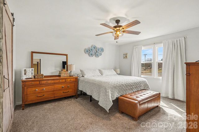 3361 47th Avenue Place NE, Hickory, NC 28601