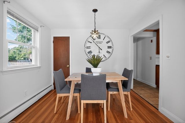 3 Rindone St, Holbrook, MA 02343