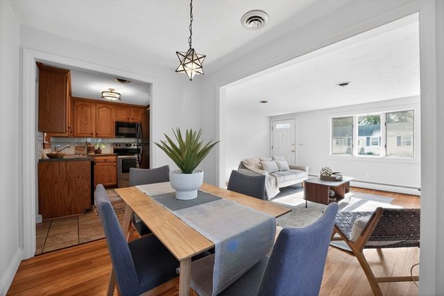 3 Rindone St, Holbrook, MA 02343
