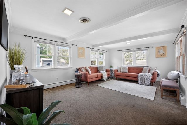 3 Rindone St, Holbrook, MA 02343