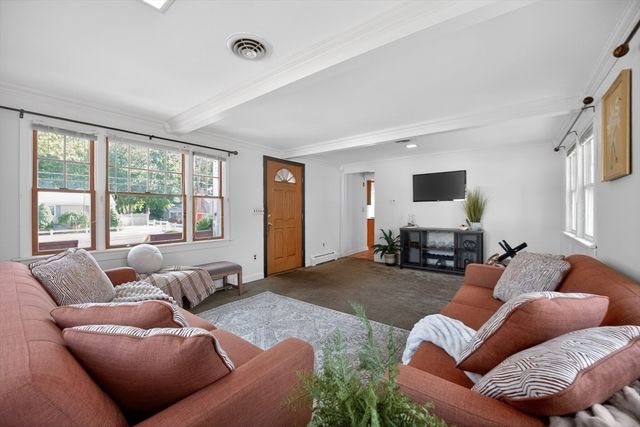 3 Rindone St, Holbrook, MA 02343