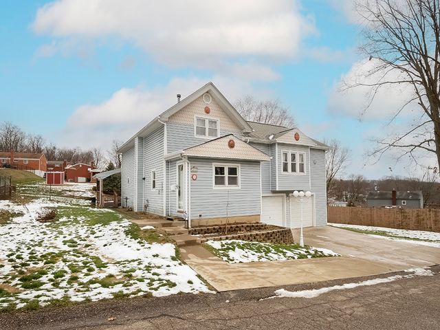 5479 Spruce St, Bethel Park, PA 15102