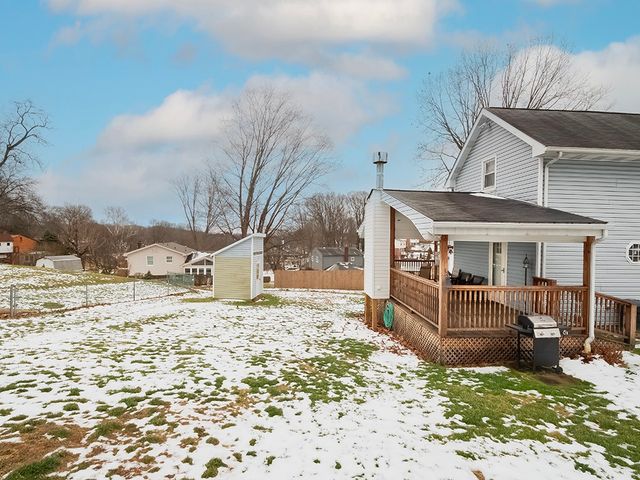 5479 Spruce St, Bethel Park, PA 15102