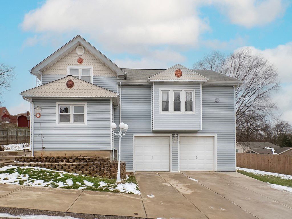 5479 Spruce St, Bethel Park, PA 15102