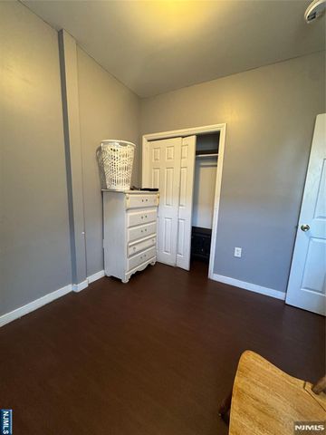 47 Oak Street, Paterson, NJ 07501
