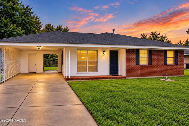 103 Leahy Drive, Lafayette, LA 70506