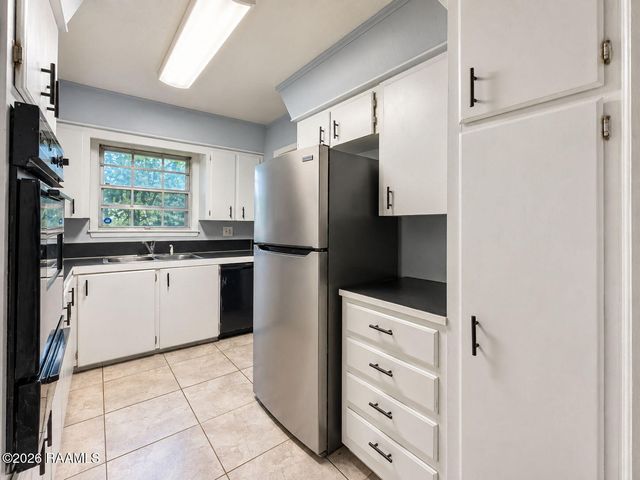 103 Leahy Drive, Lafayette, LA 70506
