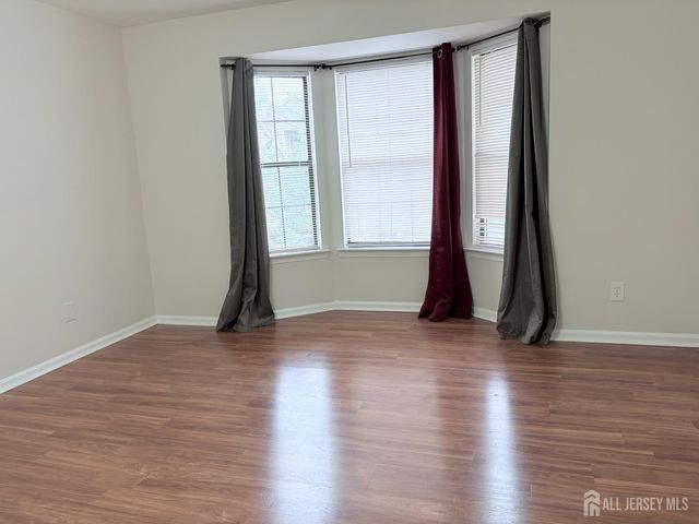 60 Lear Court 60, East Brunswick, NJ 08816