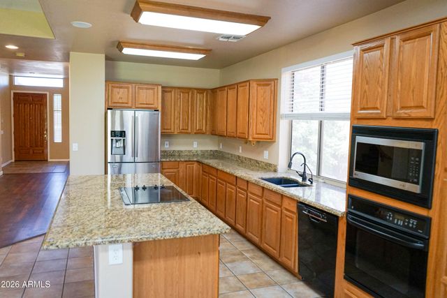 541 N DANIELSON Way, Chandler, AZ 85225