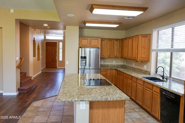 541 N DANIELSON Way, Chandler, AZ 85225